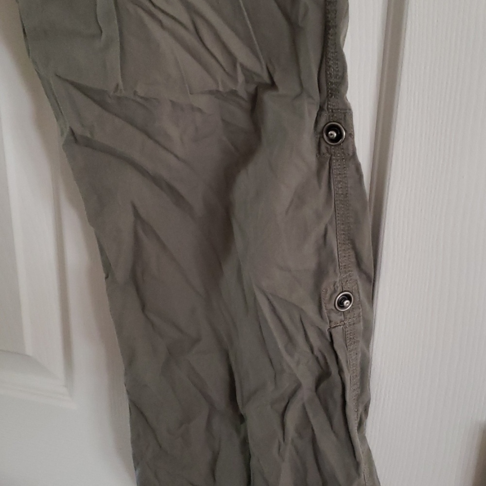 Motherhood Maternity pants